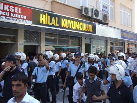Şanlıurfa'da Dolmuşçular Kavga Etti