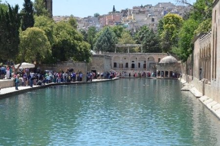 Şanlıurfa'da termometreler 40 dereceyi gösteriyor