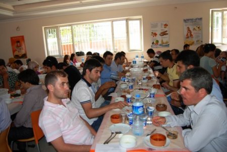 Şanlıurfa'da yeni atanan öğretmenlere 'vip' hizmet