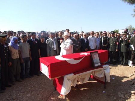 Şanlıurfalı Şehit Abisinin Yürek Burkan Feryadı