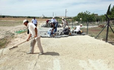 Şanlıurfa’nın köylerine bir bir parke taşı döşeniyor