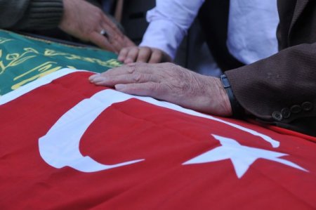 Şantiyede ölen 4 işçi, Çorum'da toprağa verildi