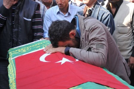 Şantiyede ölen 4 işçi, Çorum'da toprağa verildi