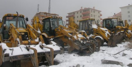 Şantiyelerden iş makinesi çalan çete 'Kepçe' operasyonuyla çökertildi