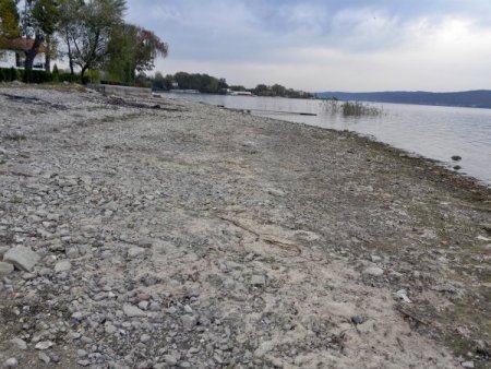 Sapanca Gölü'nde su seviyesi düştü