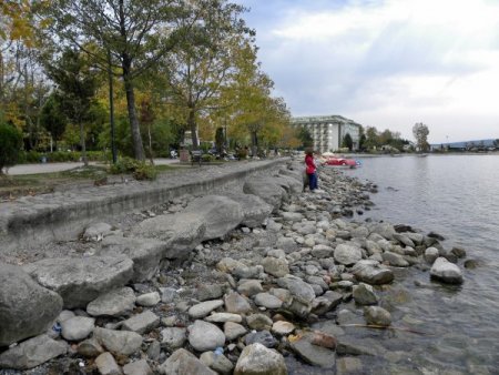 Sapanca Gölü'nde su seviyesi düştü