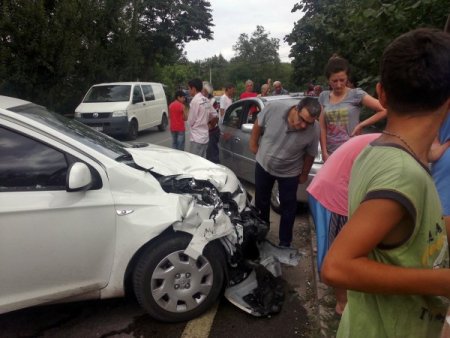Sapanca'da Trafik Kazası: 1 Yaralı