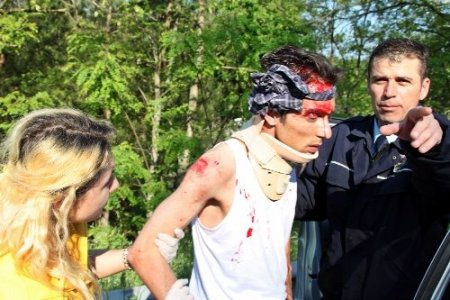 Sapanca'da trafik kazası: 2 yaralı