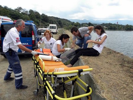 Sapanca'da Trafik Kazası: 4 Yaralı