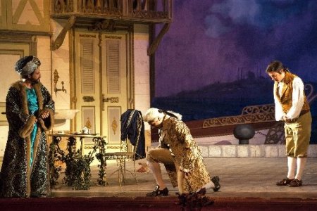‘Saraydan Kız Kaçırma’ operası Bursa’da sahnelendi