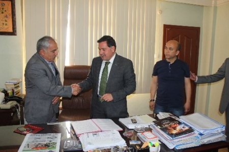 Sarıçam’da hizmet binası için imzalar atıldı