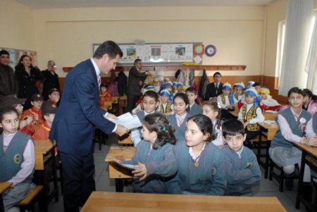 Sarıgül’den Öğrencilere Sömestr Tatili Müjdesi