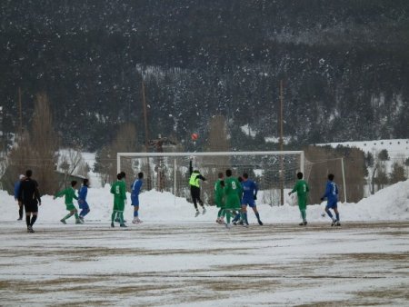 Sarıkamış Esnafspor, Yakutiyespor ile berabere kaldı