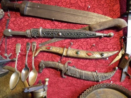 Sarıkamış Kültürevi'nde, yaz kış yerli ve yabancı turistler eksik olmuyor