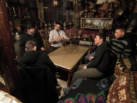 Sarıkamış Kültürevi'nde, yaz kış yerli ve yabancı turistler eksik olmuyor