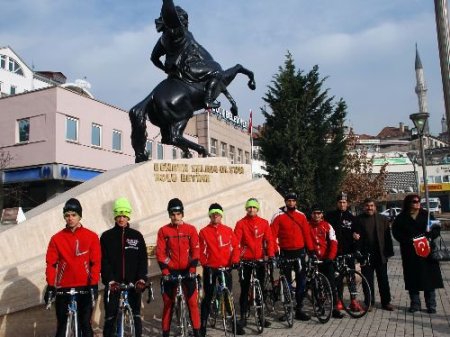 Sarıkamış Şehitleri Anısına Bin 725 Kilometre Pedal Çevirecekler