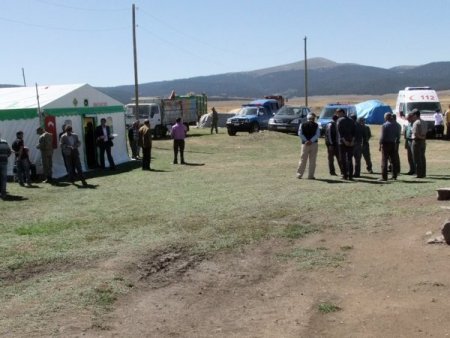 Sarıkamışlı şehit annesinin Kürtçe ağıtları yürekleri dağladı