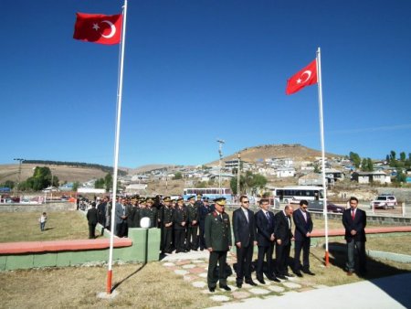 Sarıkamış’ta kurtuluşun 92’inci yıl coşkusu