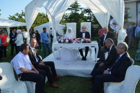 Sarıkaya’da Çerkezler düğünlerle geleneklerini yaşatmaya çalışıyor