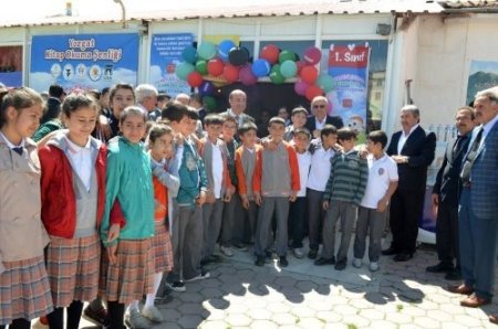 Sarıkaya’da 'Kumbaram Dolsun, Sarıkaya Kitap Okusun Şenliği' devam ediyor