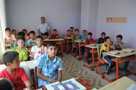 Sarıkaya’da SEDADER yaz spor okulu açtı