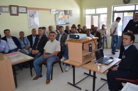 Sarıkaya’da şoförlere trafik eğitim semineri verildi