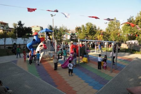 Sarıyer Belediye’si, Aşık Veysel Parkı'nı hizmete açtı