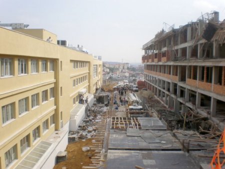 Sarıyer'de okul inşaatı çöktü: 2 ölü