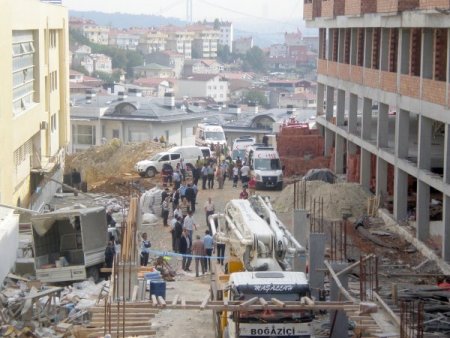 Sarıyer'de okul inşaatı çöktü: 2 ölü