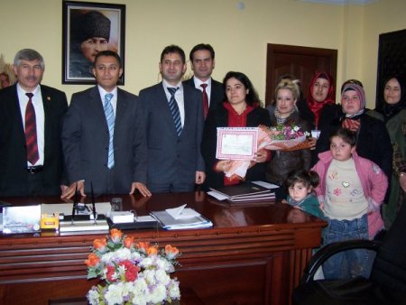Şarkışla Kaymakamı Uçgun'dan Kadın Çiftçilere Destek Sözü