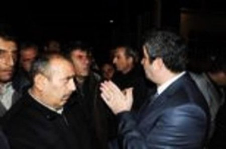 Sarp Sınır Kapısı'nda Geçişler 24 Saate Çıkarıldı