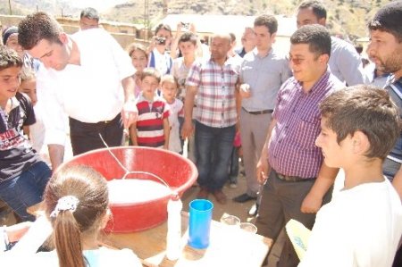 Sason Yolüstü köyünde bilim şenliği