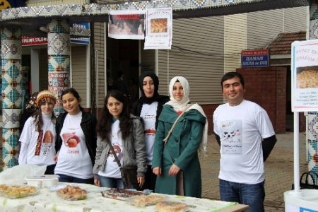 SAÜ öğrencileri, bayat ekmeği değerlendirdi