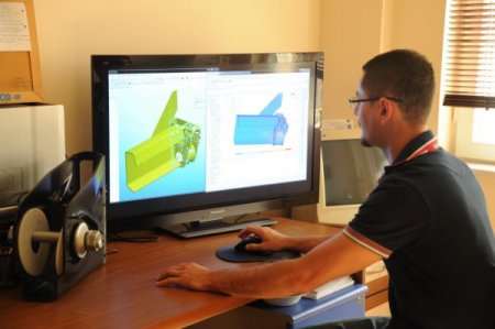 SAÜ'de, treyler üreticilerinin yurt dışından ithal ettiği parçayı üretti