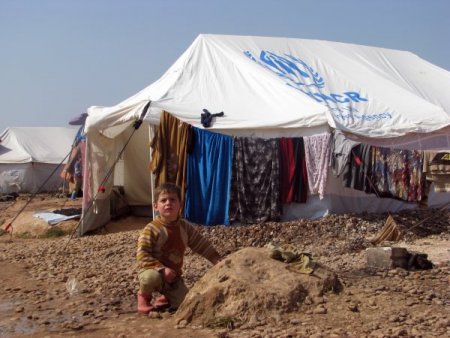 Savaş mağdurlarının Suriye'deki Atme Kampı'nda yaşam mücadelesi(Özel)