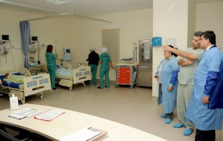 Savaşın en mağduru çocuklar, yanıklarının iyileşmesini bekliyor