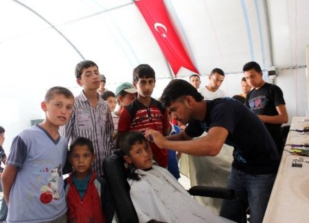 Savaşın travmasını yaşayan Suriyeli sığınmacılara ‘kültürel’ terapi