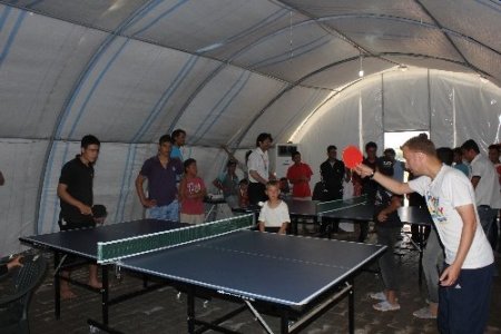 Savaşın travmasını yaşayan Suriyeli sığınmacılara ‘kültürel’ terapi