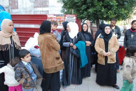 Savaştan kaçan Suriyeliler deniz yolu ile Mısar'a gidecek