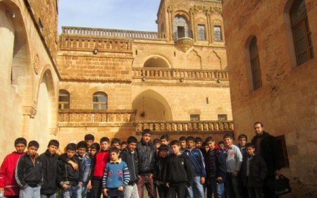 Savur Recep Bey Okuma Salonu, Mardin ve Midyat’a gezi düzenledi
