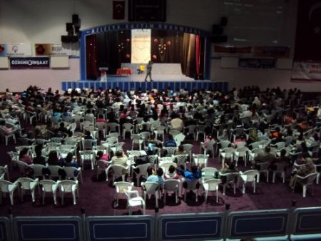 Sbs Öncesi Öğrencilere Motivasyon Semineri Verildi