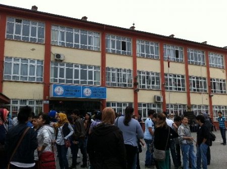 SBS provasında öğrenciler büyük heyacan yaşadı