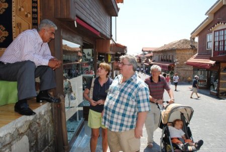 Sebd Başkanı Ergen: Otel İçindeki Dükkanlar Kapanmazsa Esnaf İflas Eder