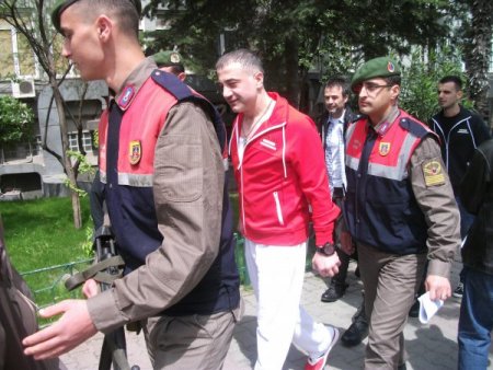 Sedat Peker Diş Tedaisi İçin Hastaneye Geldi