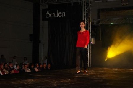 Seden Triko, 2010 İlkbahar- Yaz Koleksiyonunu Tanıttı