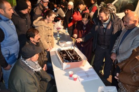 Şefkat Tepe oyuncuları kandili sette kutladı