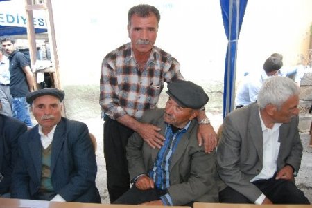 Şehidin babası: Geçen hafta beni teselli etmişti, vatan sağ olsun