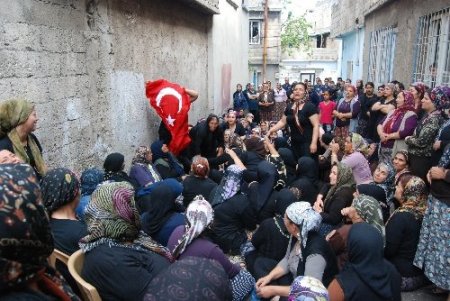 Şehidin babası: Geçen hafta beni teselli etmişti, vatan sağ olsun