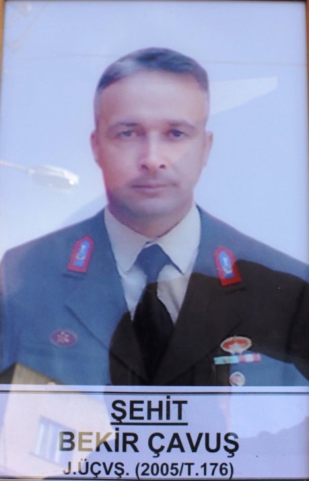 Şehidin babası: Terörün temelinde cehalet vardır, bu pis oyun bitmelidir