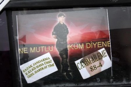 Şehit Anası Lastik Ayakkabı İle Oğlunu Uğurladı (2)